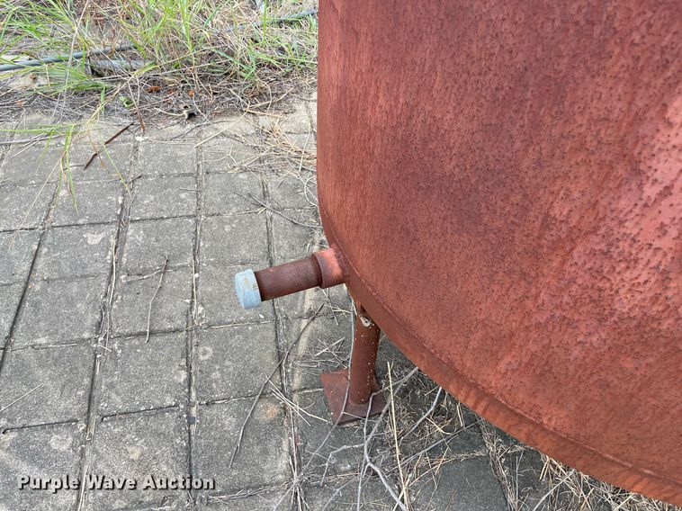 image for item DM0411 (4) tanks