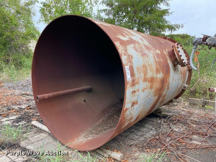 image for item DM0411 (4) tanks