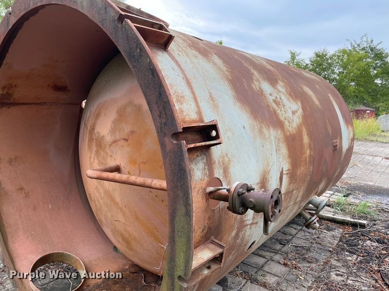 image for item DM0411 (4) tanks