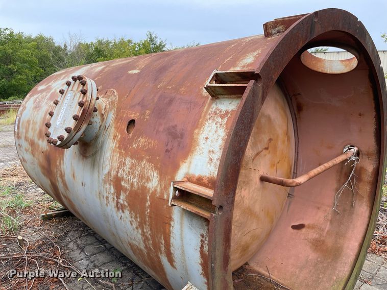 image for item DM0411 (4) tanks