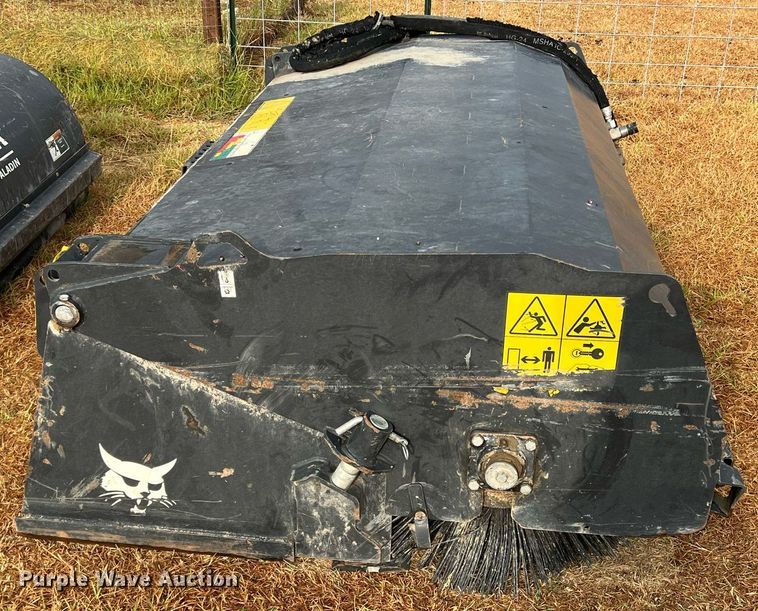 image for item DN3149 2021 Bobcat SWB84  skid steer sweeper