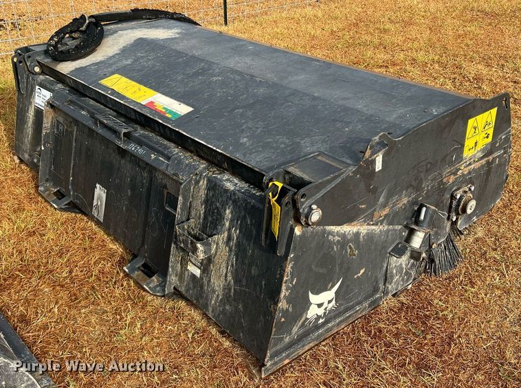 image for item DN3149 2021 Bobcat SWB84  skid steer sweeper