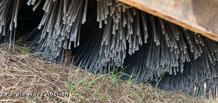 image for item DN3149 2021 Bobcat SWB84  skid steer sweeper