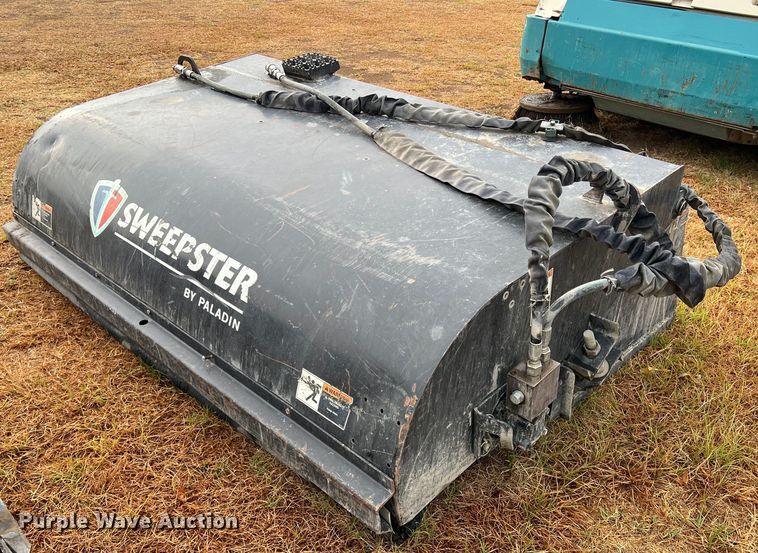 image for item DN3150 2019 Paladin 21572M-022  skid steer sweeper