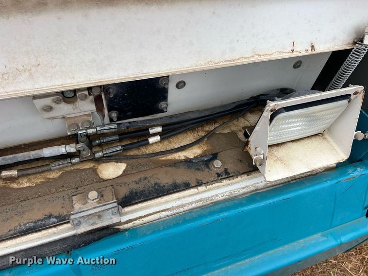 image for item DN3151 Tennant 800  sweeper