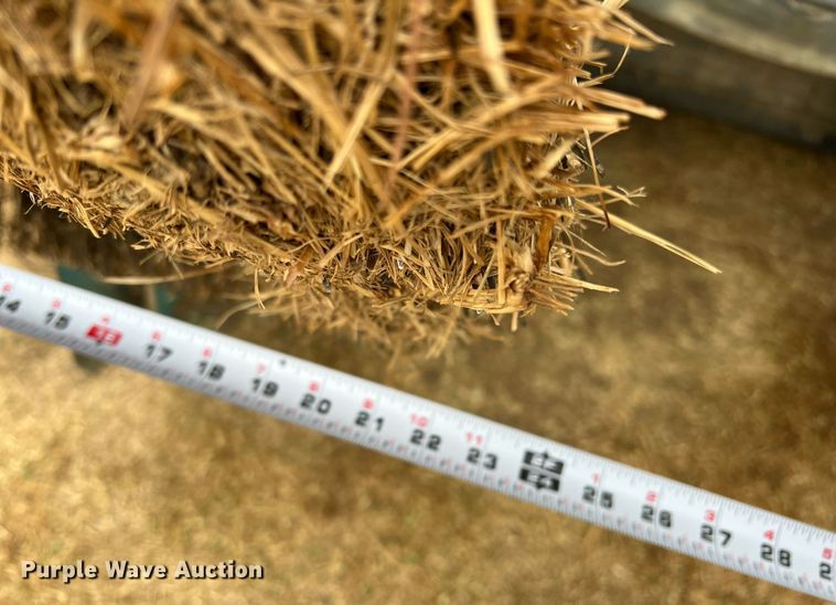 image for item DN3151 Tennant 800  sweeper