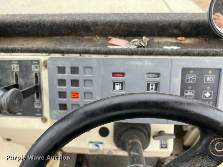 image for item DN3151 Tennant 800  sweeper