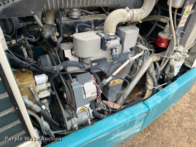 image for item DN3151 Tennant 800  sweeper