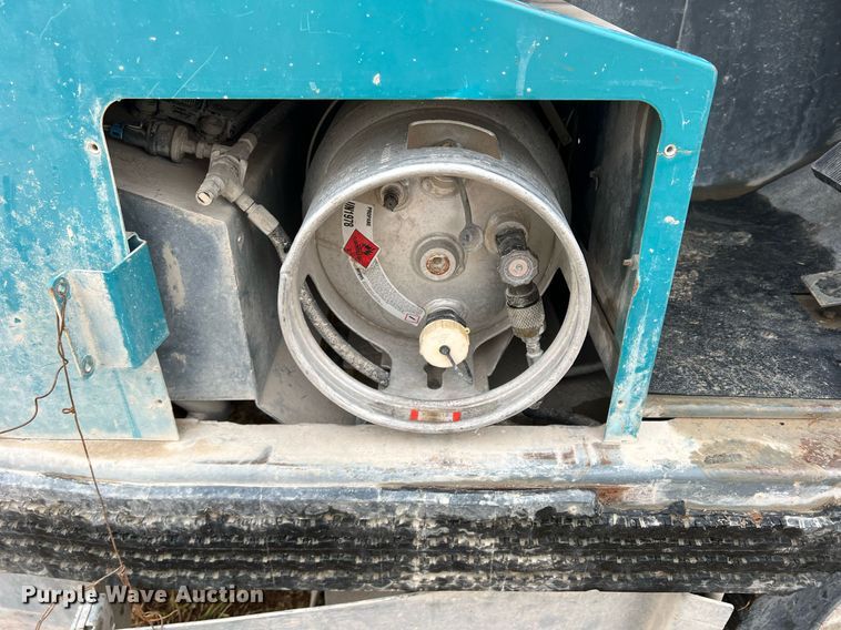 image for item DN3152 Tennant S30  sweeper