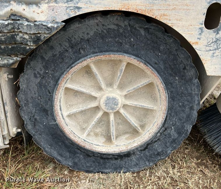 image for item DN3152 Tennant S30  sweeper