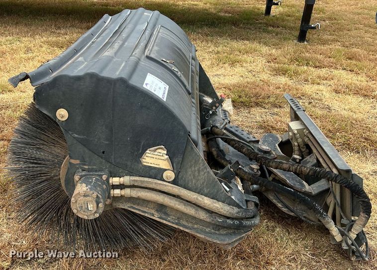 image for item DN3153 2019 Bobcat 68 Angle Broom  skid steer broom