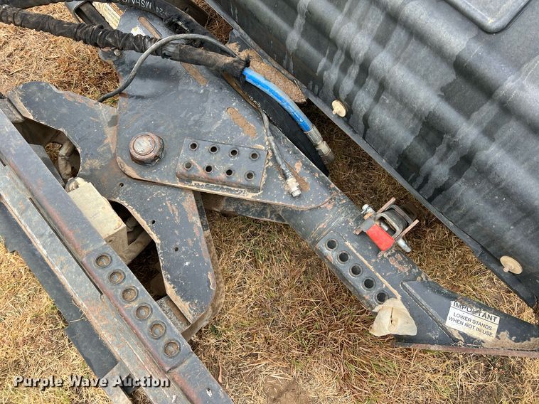 image for item DN3153 2019 Bobcat 68 Angle Broom  skid steer broom