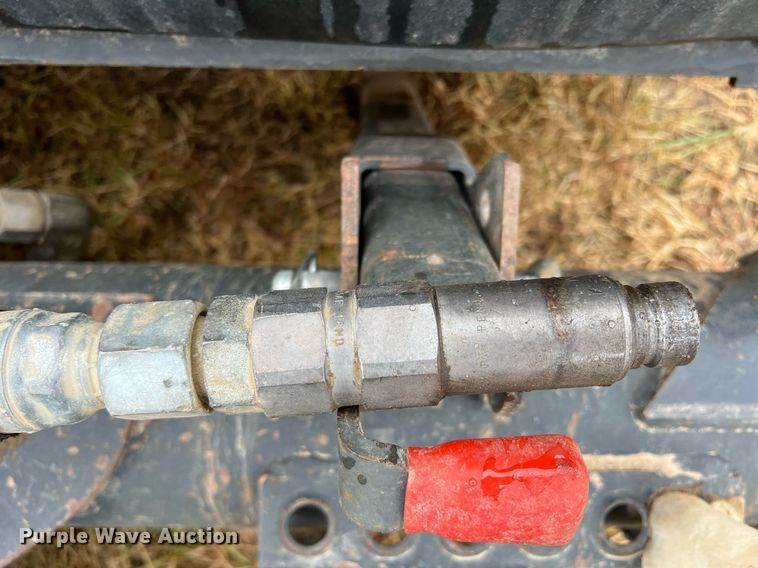 image for item DN3153 2019 Bobcat 68 Angle Broom  skid steer broom