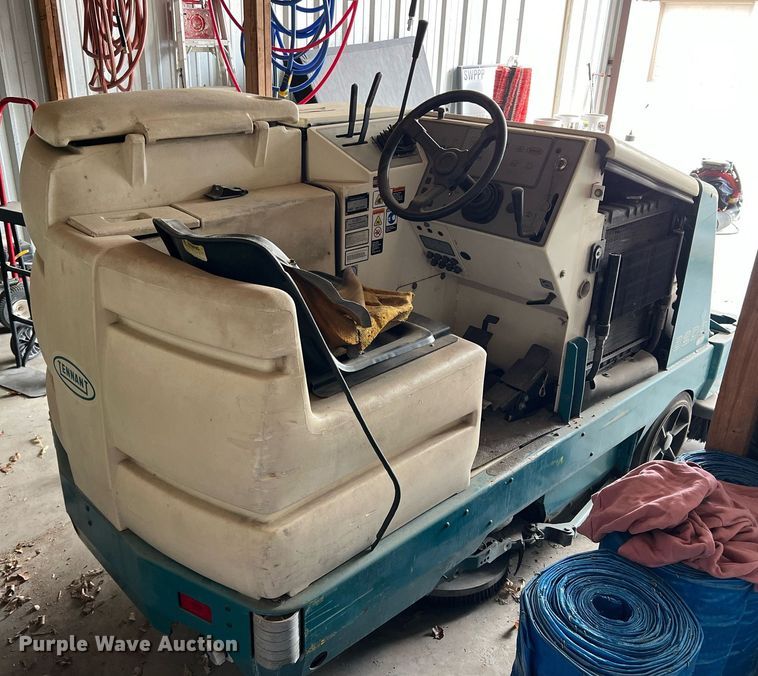 image for item DN3154 Tennant  sweeper