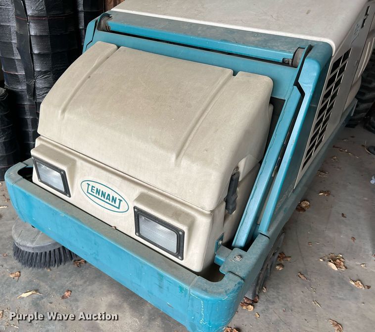 image for item DN3154 Tennant  sweeper
