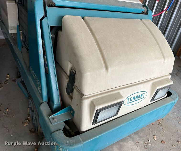 image for item DN3154 Tennant  sweeper