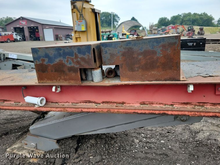 image for item DN4114 Rotary  truck lift