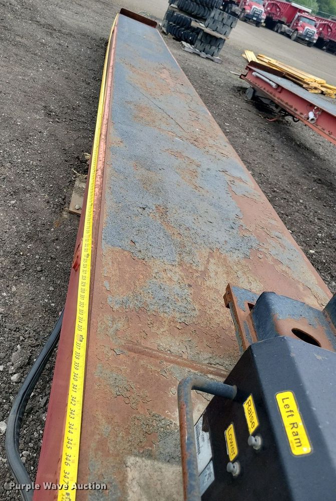 image for item DN4114 Rotary  truck lift