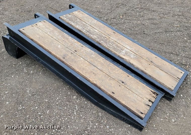 image for item DN4124 (2) equipment trailer ramps