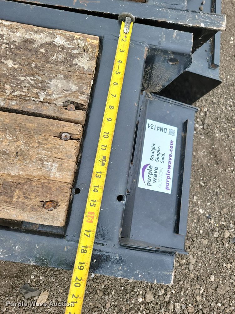 image for item DN4124 (2) equipment trailer ramps