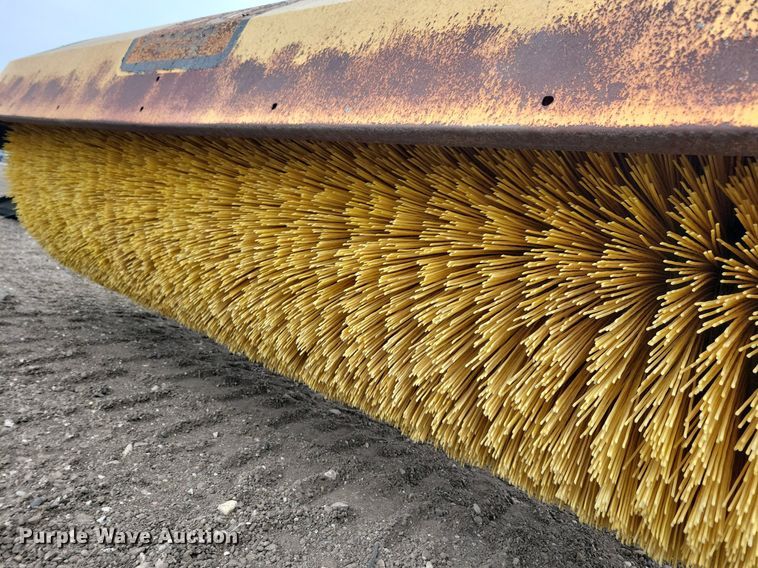 image for item DN4125 MB  skid steer broom