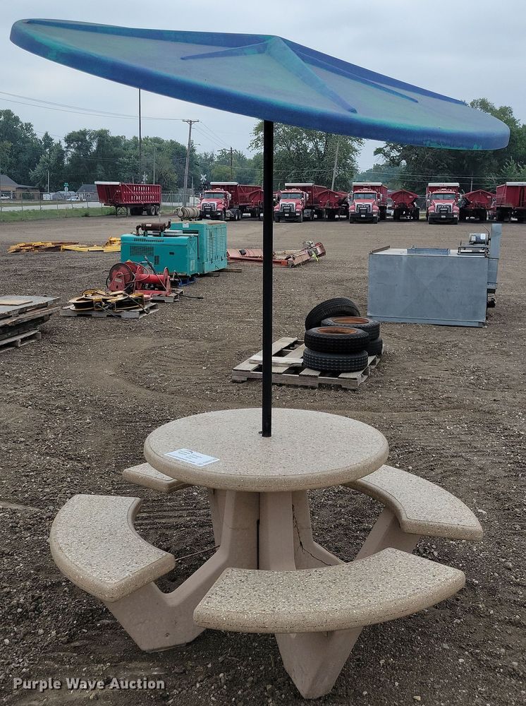 image for item DN4128 Concrete picnic table