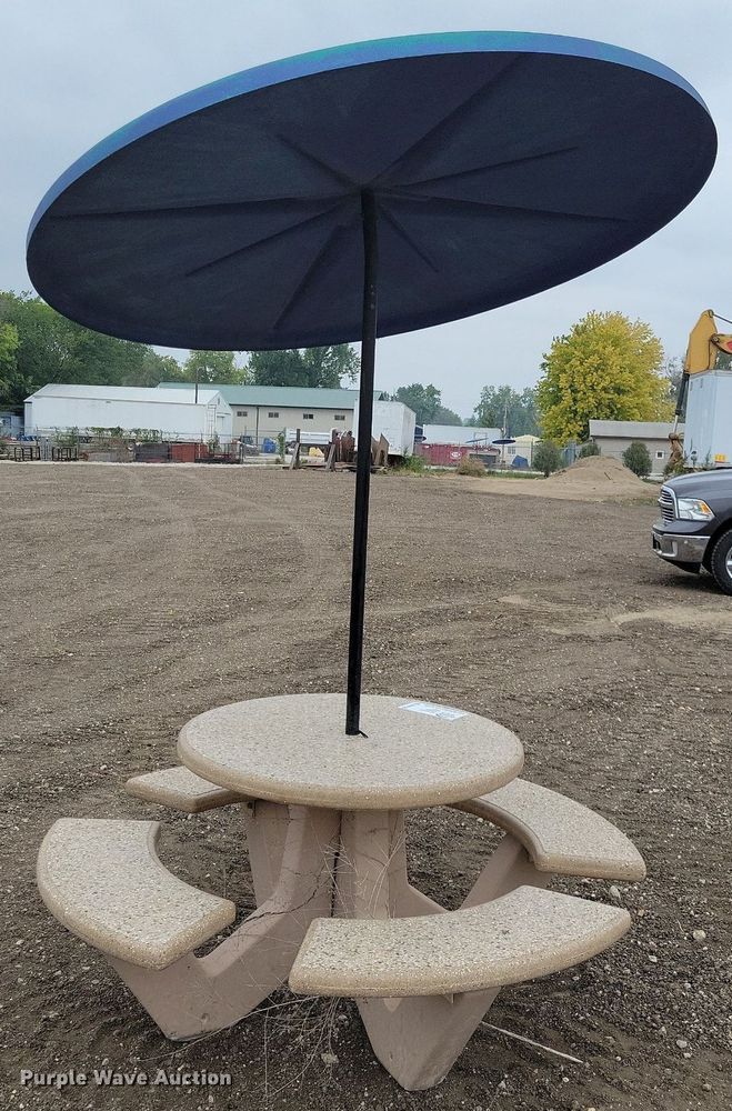 image for item DN4128 Concrete picnic table