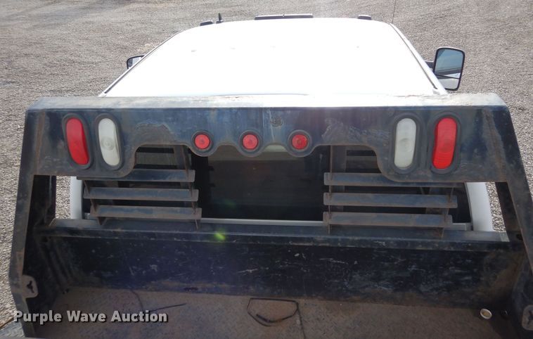 image for item DN6299 2013 GMC Sierra 3500HD  Ext. Cab flatbed truck