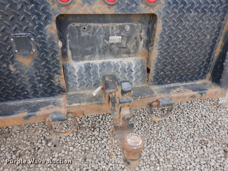 image for item DN6299 2013 GMC Sierra 3500HD  Ext. Cab flatbed truck