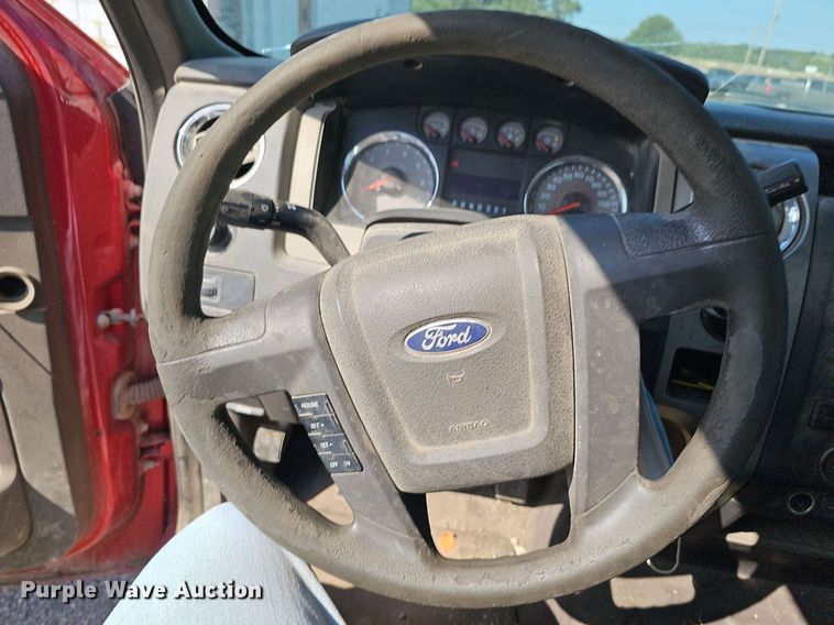 image for item DN8562 2010  Ford F150 XLT  SuperCab pickup truck