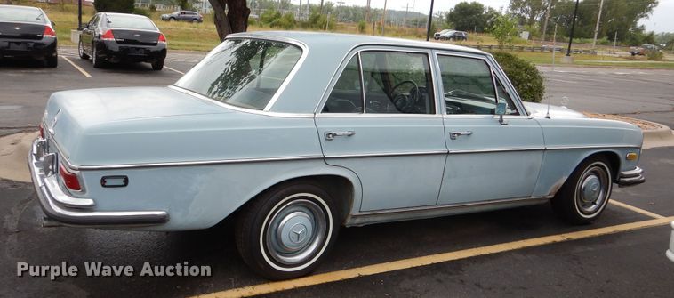 image for item DN8698 1968 Mercedes Benz 250S