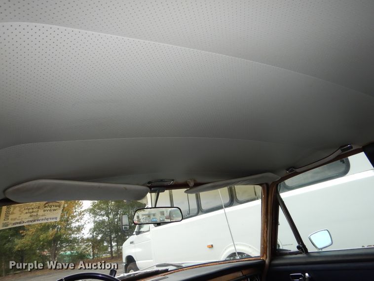 image for item DN8698 1968 Mercedes Benz 250S