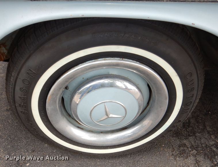 image for item DN8698 1968 Mercedes Benz 250S