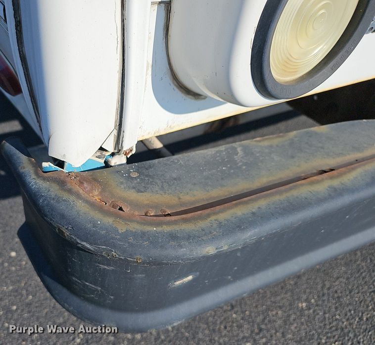 image for item DN8721 2007 Ford E450  shuttle bus