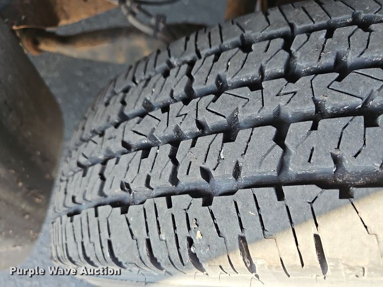 image for item DN8721 2007 Ford E450  shuttle bus