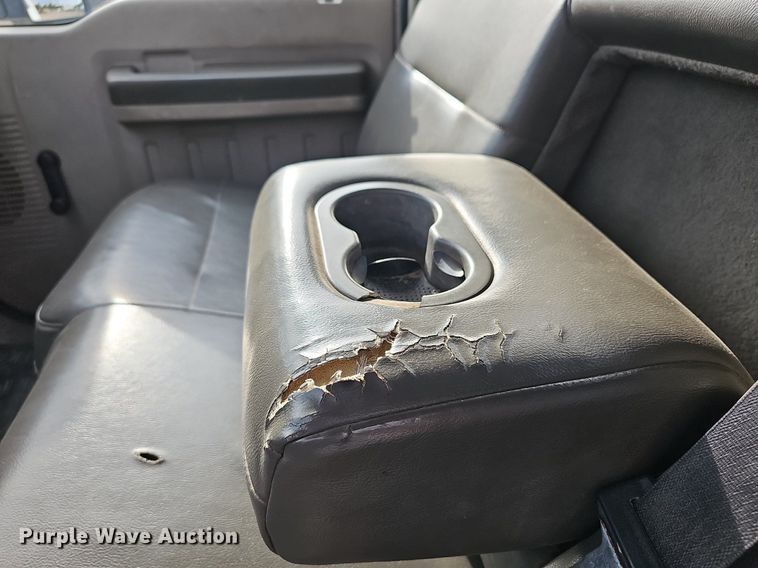 image for item DN8722 2010 Ford F250 Super Duty  flatbed pickup truck