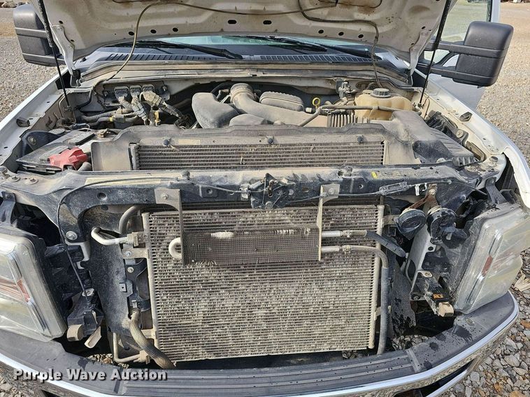 image for item DN8722 2010 Ford F250 Super Duty  flatbed pickup truck