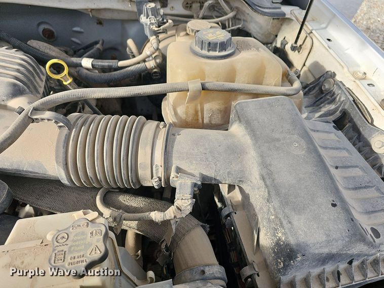 image for item DN8722 2010 Ford F250 Super Duty  flatbed pickup truck