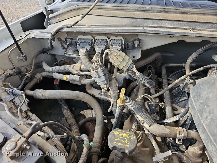 image for item DN8722 2010 Ford F250 Super Duty  flatbed pickup truck