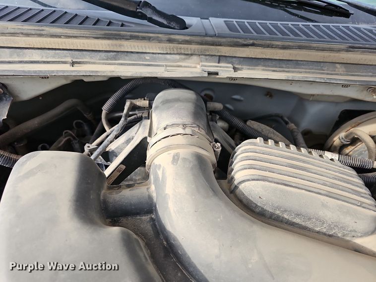 image for item DN8722 2010 Ford F250 Super Duty  flatbed pickup truck