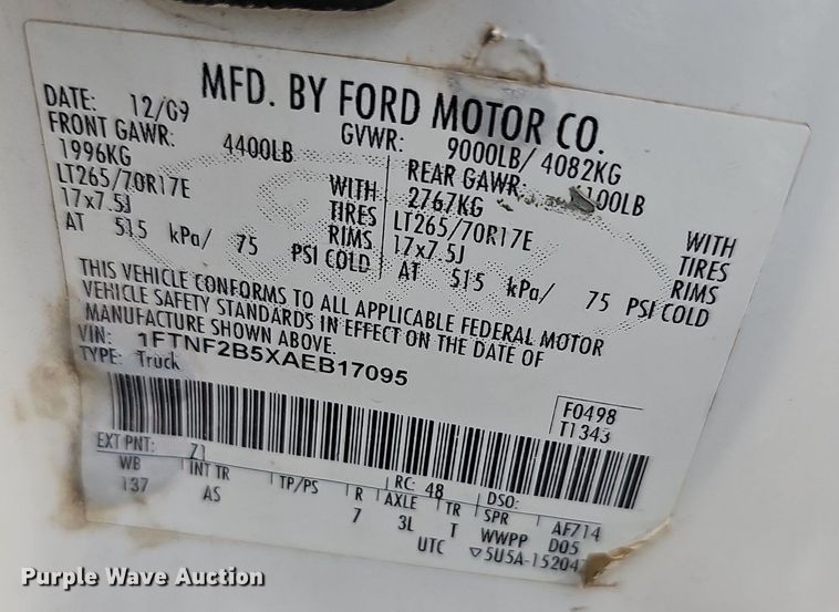 image for item DN8722 2010 Ford F250 Super Duty  flatbed pickup truck