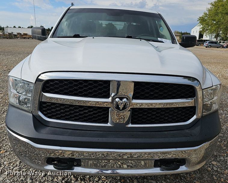 image for item DN8723 2016 Dodge Ram 1500  Crew Cab pickup truck