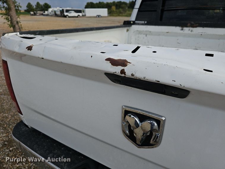 image for item DN8723 2016 Dodge Ram 1500  Crew Cab pickup truck