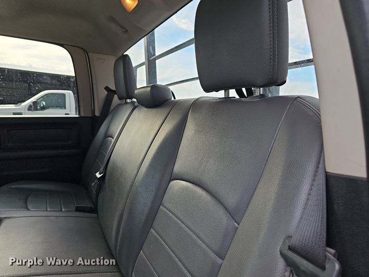 image for item DN8723 2016 Dodge Ram 1500  Crew Cab pickup truck