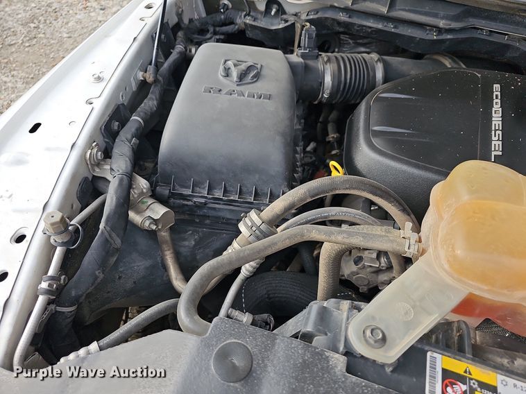 image for item DN8723 2016 Dodge Ram 1500  Crew Cab pickup truck