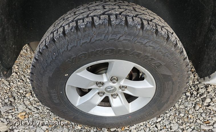 image for item DN8723 2016 Dodge Ram 1500  Crew Cab pickup truck