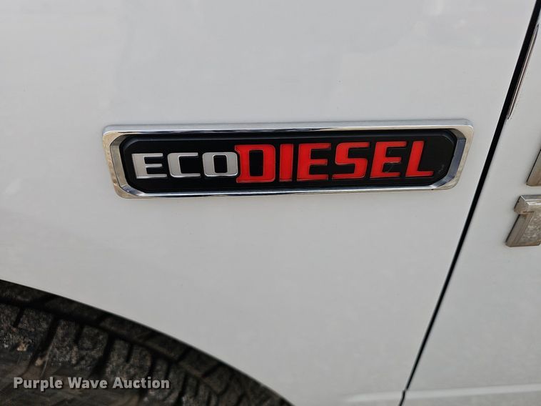 image for item DN8723 2016 Dodge Ram 1500  Crew Cab pickup truck