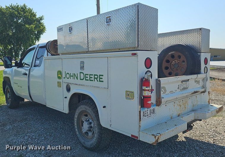 image for item DO2861 2008 Chevrolet Silverado 2500HD  Ext. Cab utility bed pickup truck