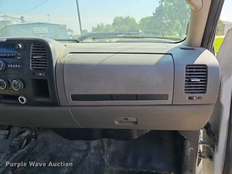 image for item DO2861 2008 Chevrolet Silverado 2500HD  Ext. Cab utility bed pickup truck