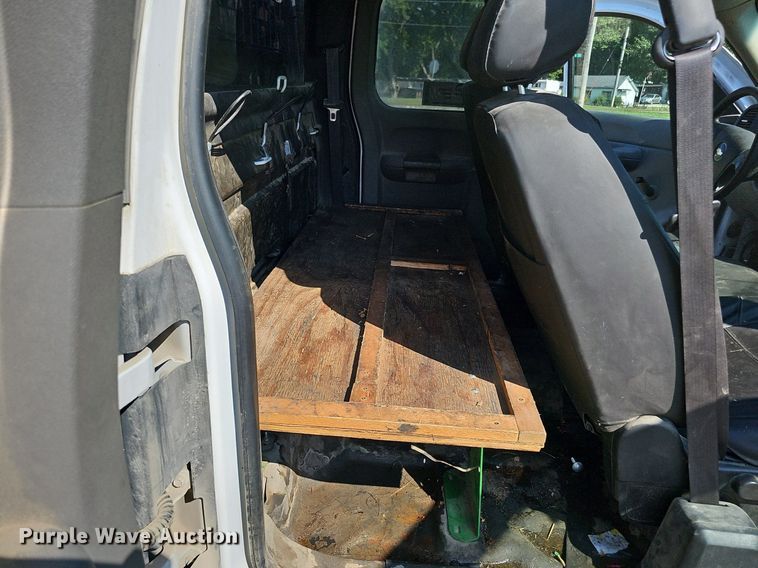 image for item DO2861 2008 Chevrolet Silverado 2500HD  Ext. Cab utility bed pickup truck